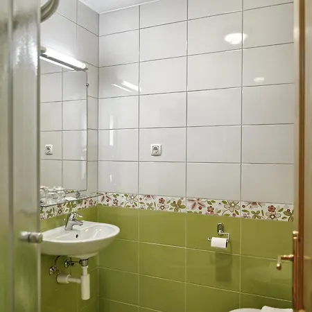 Farm Jarc Vineyard * Svecina