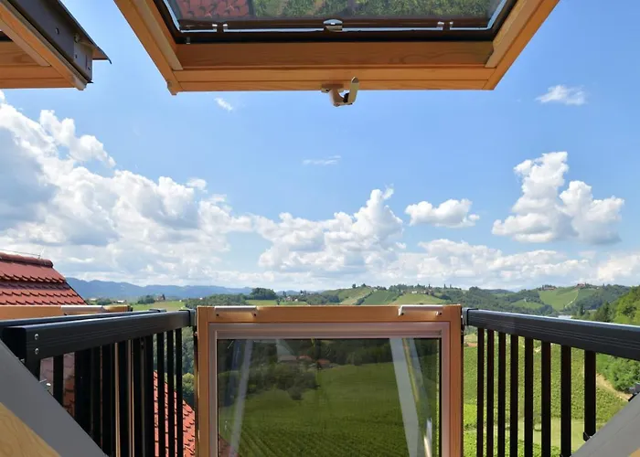 Farm Jarc Vineyard Bauernhof